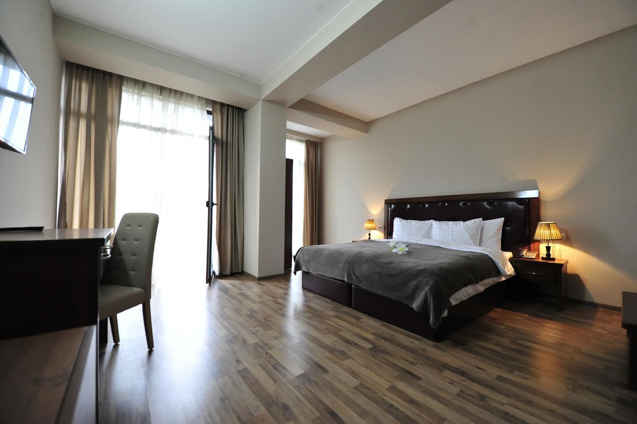 Rogalux Blue Hotel Tbiliszi Kültér fotó