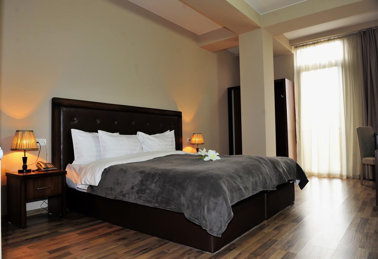 Rogalux Blue Hotel Tbiliszi Kültér fotó